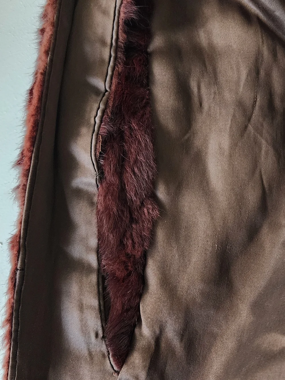 Vintage Plush Burgundy Faux Fur Wrap Shawl - Elegant Women’s Accessory